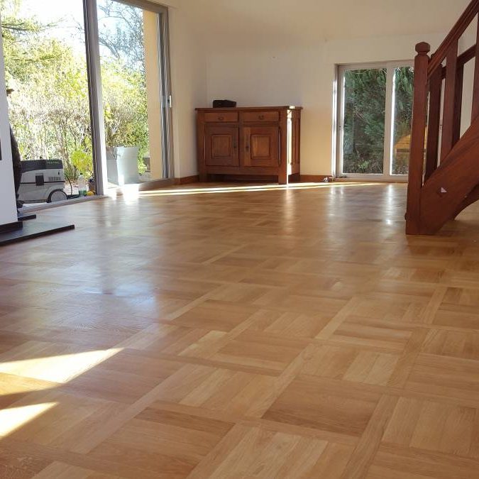 Pon&ccedil;age et restauration d’un parquet pr&egrave;s Belfort Wittelsheim